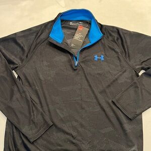 Under Armor NWT black & blue quarter zip loose heat gear size M
